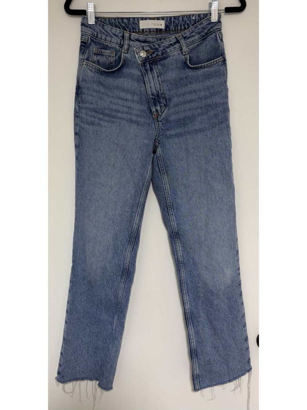 Zara Women’s Asymmetrical Button Waist Straight Leg Raw Hem Jeans Size 2
